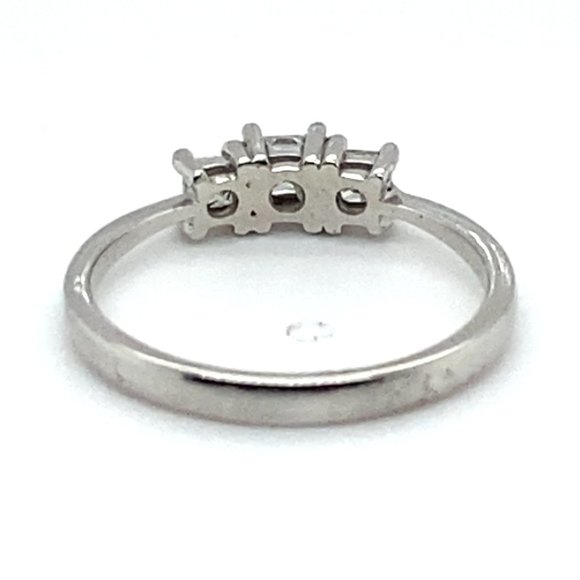 Diamond .60ct Solid 14K White Gold Ring - Picture 6 of 7